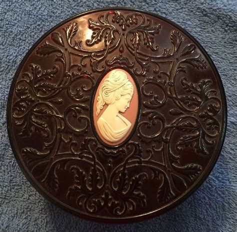 Avon Powder Box In Collectible Powder Boxes for sale 